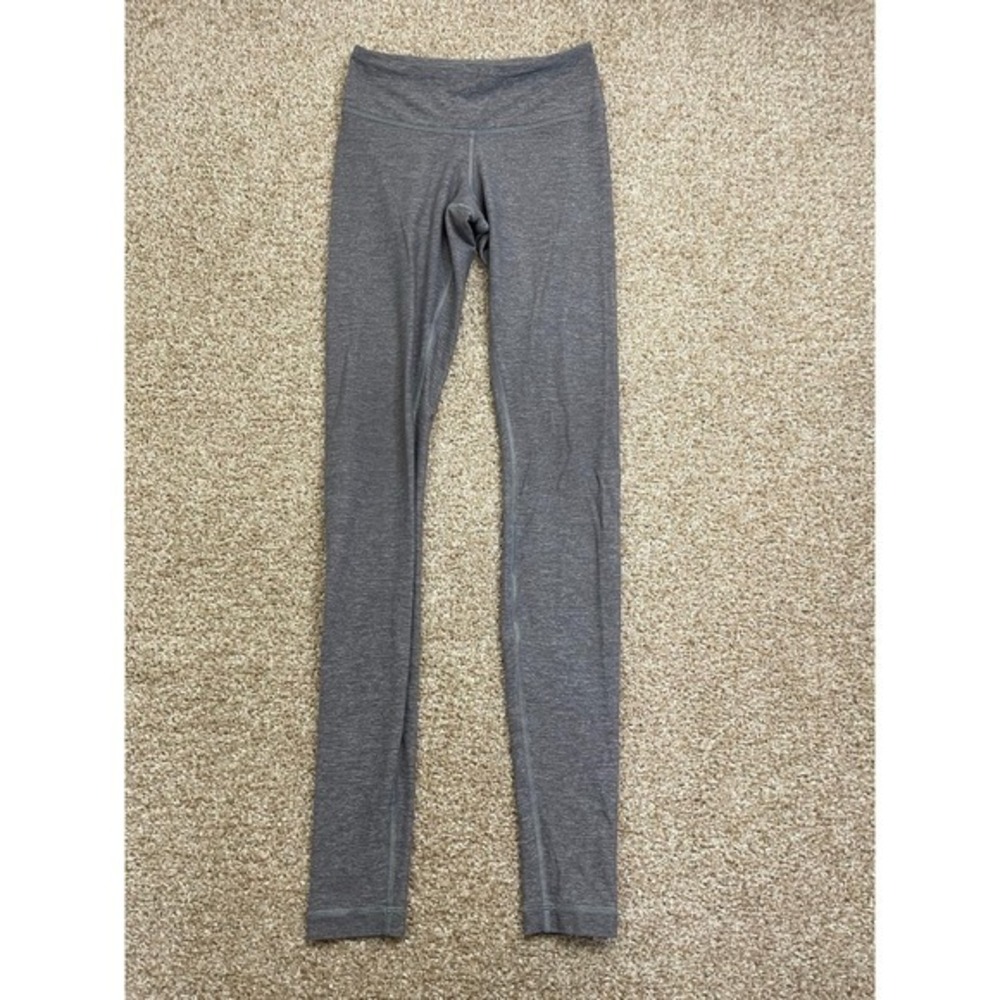 Womens Lululemon Leggings 2 Gray‎